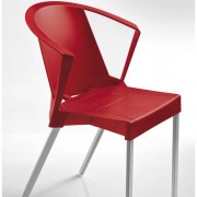 Cadeira plástica vermelha - Frisokar